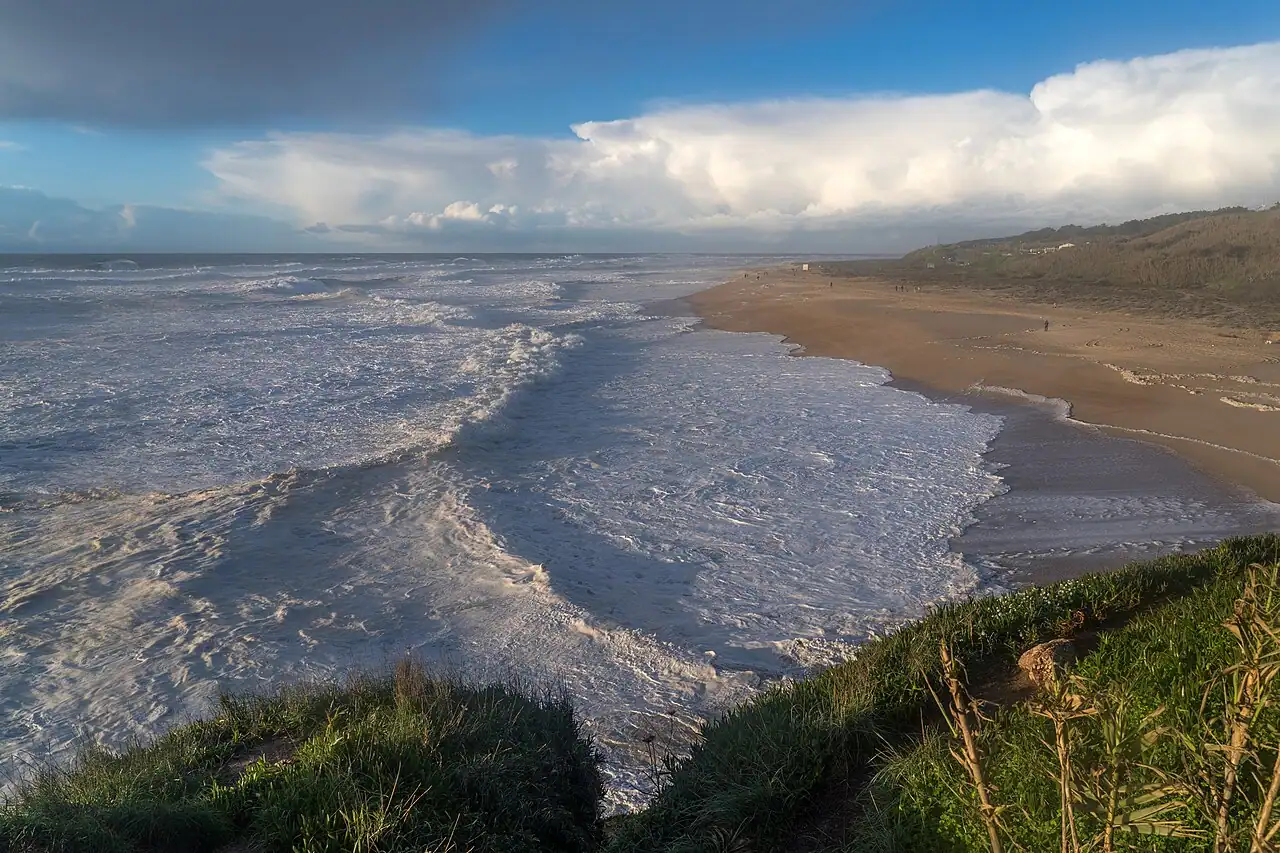 Wann surfen in Nazaré